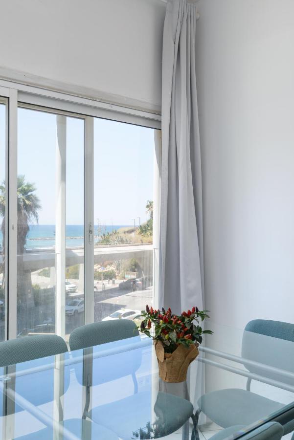 Sea View 2 Bedroom Apartment With Bomb Shelter Τελ Αβίβ Εξωτερικό φωτογραφία